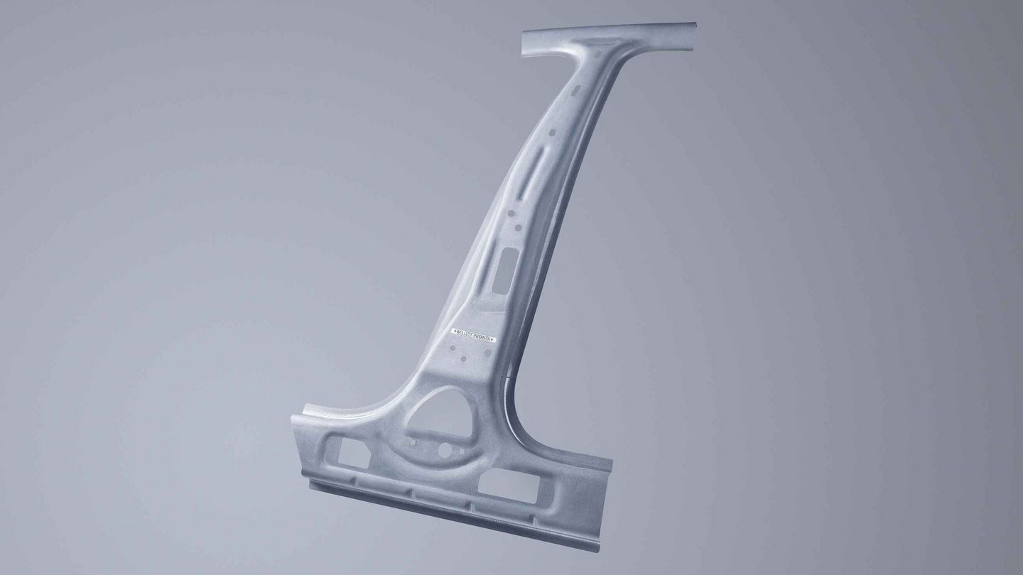 Montante B cortado por láser