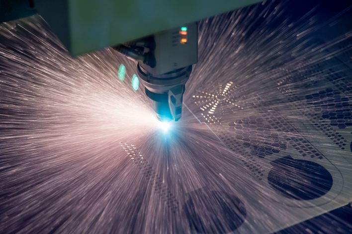 Láser durante el proceso de corte