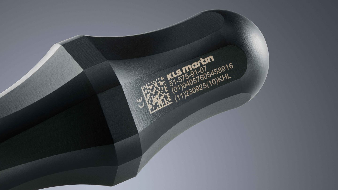 Laser-marked screwdriver handle