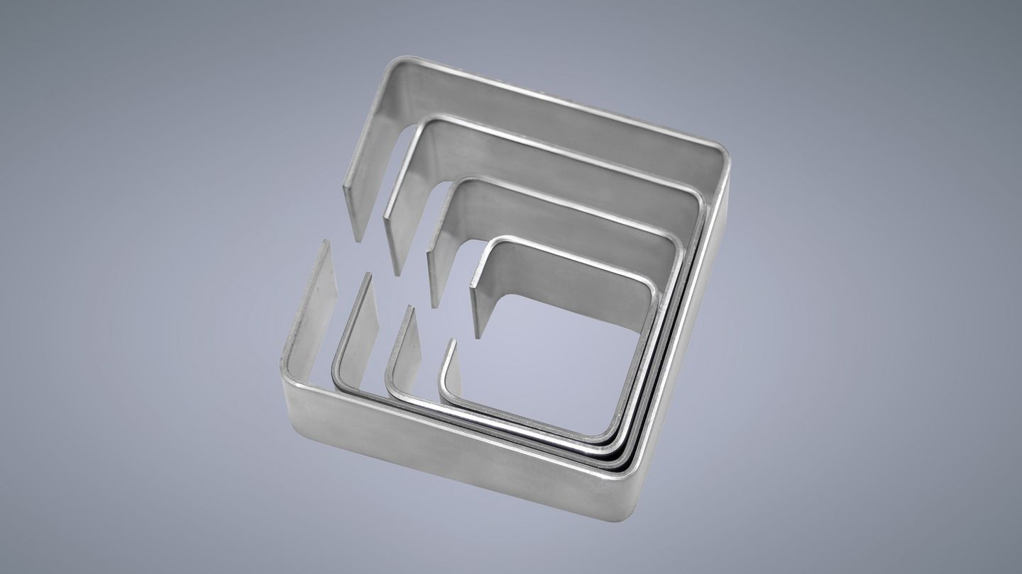 Útil especial acodado para piezas en C