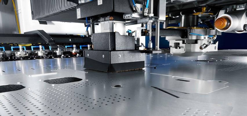 Bir TruMatic 5000'in lazer kesme kafası